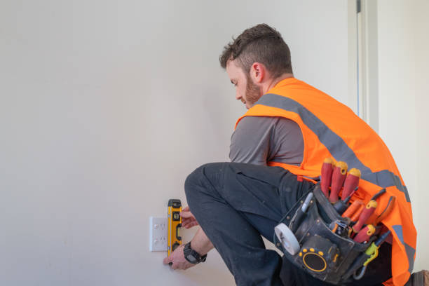 Best Emergency Electrical Repair  in Lochmoor Waterway Estates, FL